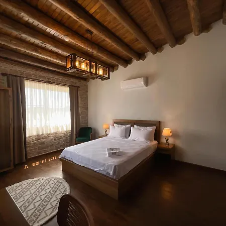 Leone Natural Hotel